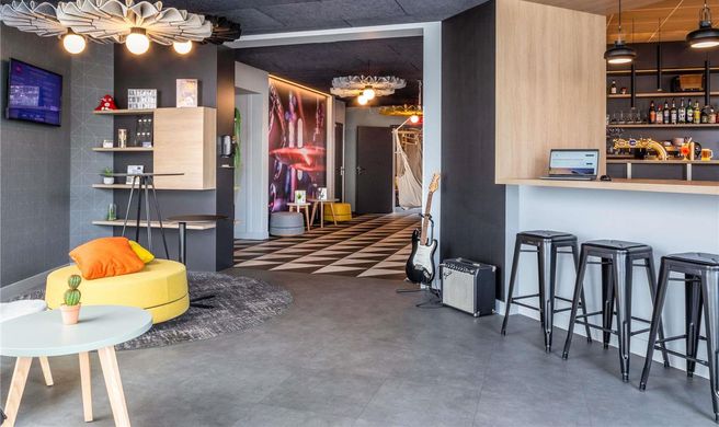 Ibis Hotel Compiegne Sud Exterior
