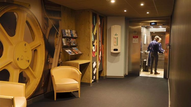 Ibis Arles Exterior