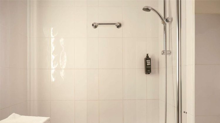Ibis Arles Room