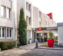 Ibis Arles Exterior