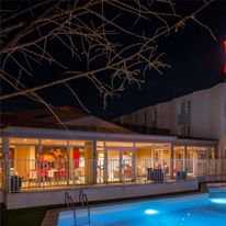 Ibis Arles