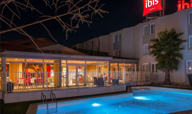 Ibis Arles Exterior