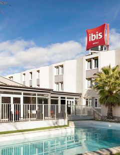 Ibis Arles