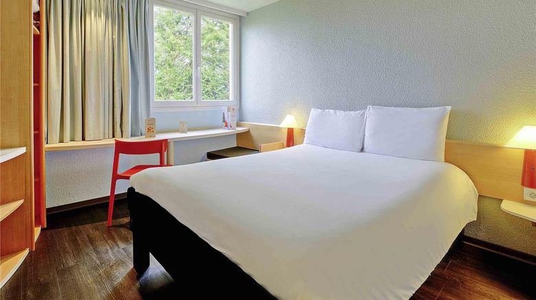 <b>Ibis Poitiers Beaulieu Room</b>. Images powered by <a href="https://iceportal.shijigroup.com/" title="IcePortal" target="_blank">IcePortal</a>.