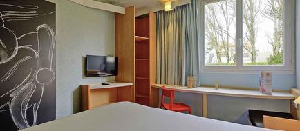 Ibis Poitiers Beaulieu Exterior
