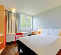 Ibis Poitiers Beaulieu Room