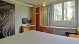 <b>Ibis Poitiers Beaulieu Room</b>. Images powered by <a href="https://iceportal.shijigroup.com/" title="IcePortal" target="_blank">IcePortal</a>.