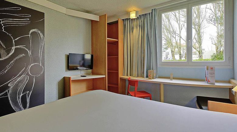 <b>Ibis Poitiers Beaulieu Room</b>. Images powered by <a href="https://iceportal.shijigroup.com/" title="IcePortal" target="_blank">IcePortal</a>.