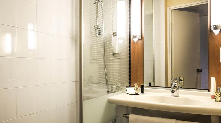 Ibis Paris Montmartre Room