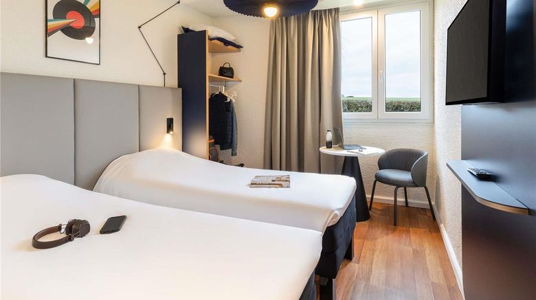 <b>Hotel Ibis Chalons en Champagne Room</b>. Images powered by <a href="https://iceportal.shijigroup.com/" title="IcePortal" target="_blank">IcePortal</a>.