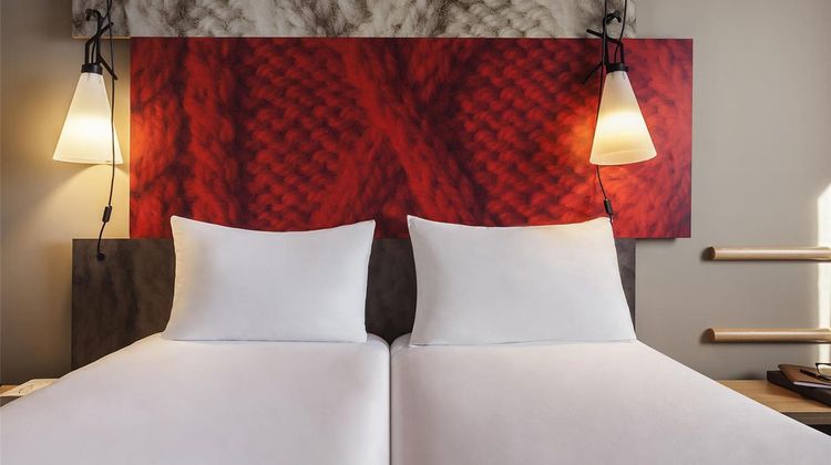 Ibis Hotel Cambrai Room