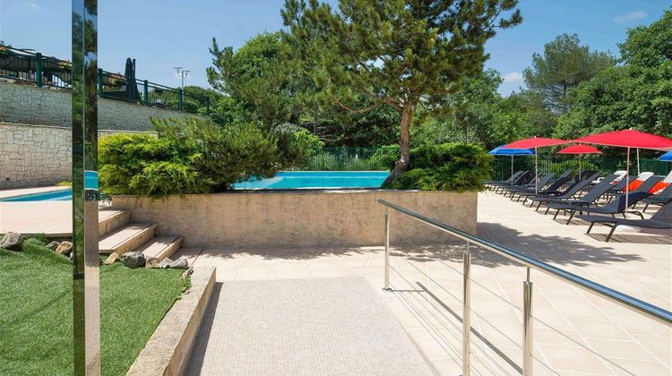 Ibis Antibes Sophia Antipolis Pool