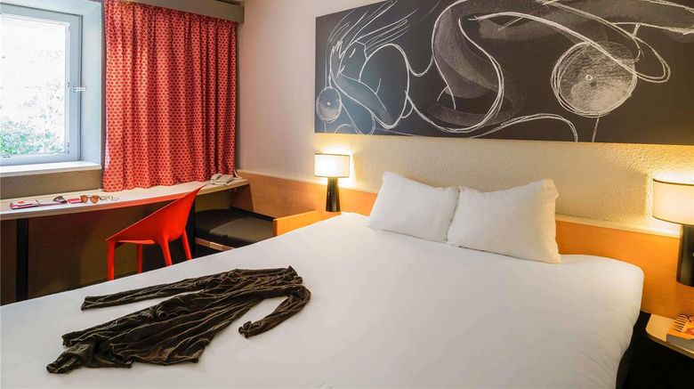 <b>Ibis Antibes Sophia Antipolis Room</b>. Images powered by <a href="https://iceportal.shijigroup.com/" title="IcePortal" target="_blank">IcePortal</a>.