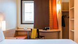 Ibis Hotel Paris Pont de Suresnes Room