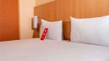 Ibis Hotel Paris Pont de Suresnes Room