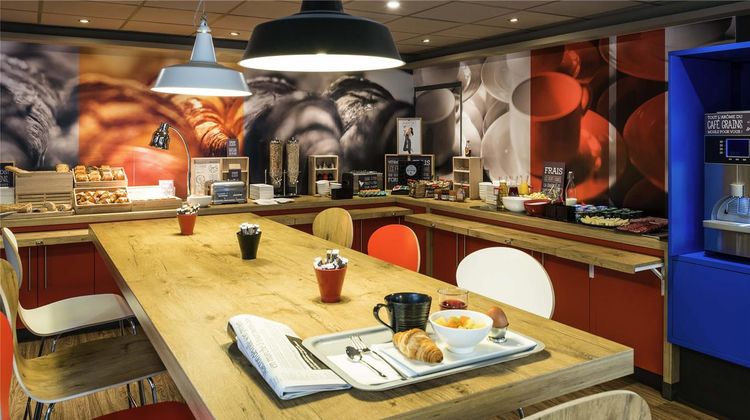 Ibis Hotel Paris Pont de Suresnes Other
