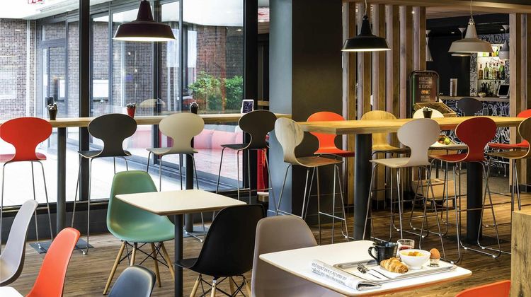Ibis Hotel Paris Pont de Suresnes Restaurant