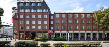 Ibis Hotel Paderborn Exterior