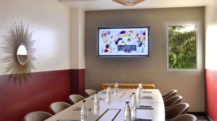 Ibis Styles Abidjan Plateau Meeting