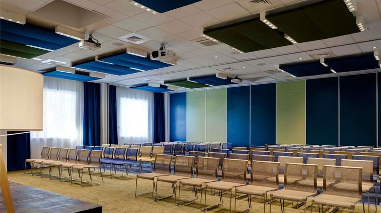<b>Novotel Gerland Musee des Confluences Meeting</b>. Images powered by <a href="https://iceportal.shijigroup.com/" title="IcePortal" target="_blank">IcePortal</a>.