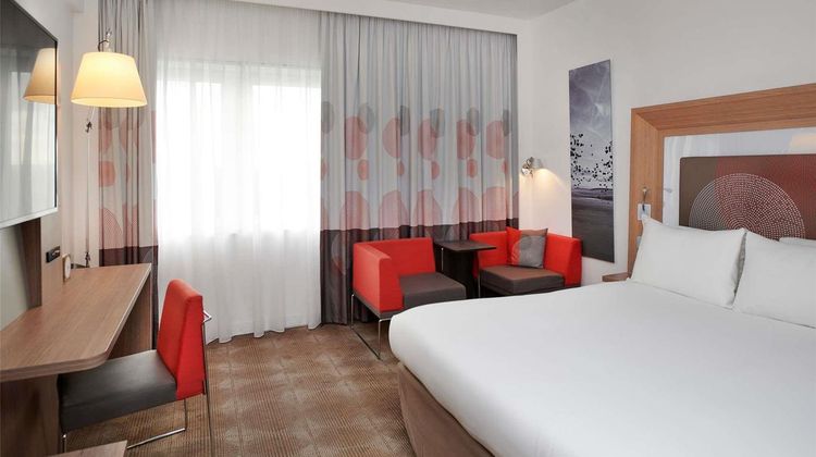 Novotel London West Room