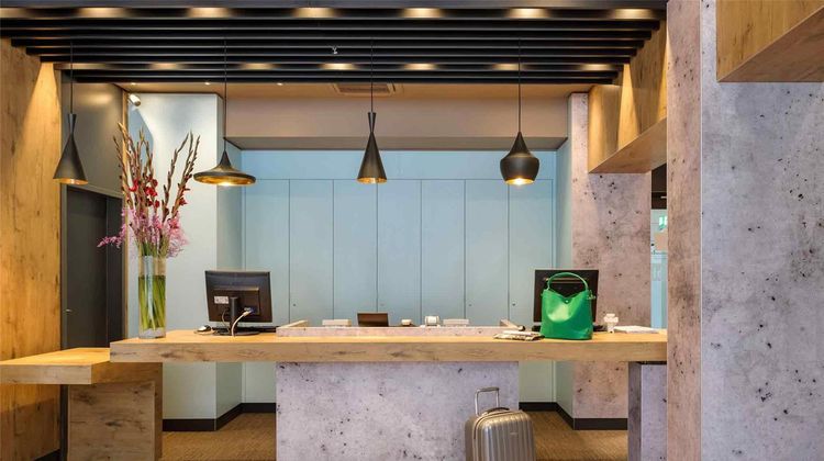 Ibis Hotel Koln Am Dom Exterior