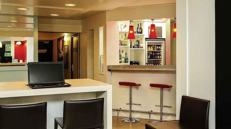<b>Ibis Hotel Lyon Est Beynost A42 Restaurant</b>. Images powered by <a href="https://iceportal.shijigroup.com/" title="IcePortal" target="_blank">IcePortal</a>.