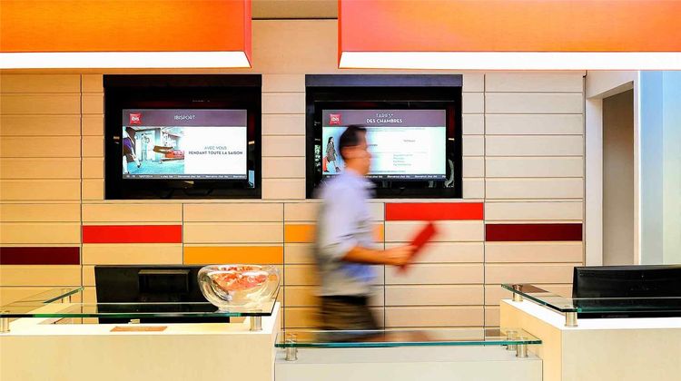 Ibis Hotel Lyon Est Beynost A42 Exterior