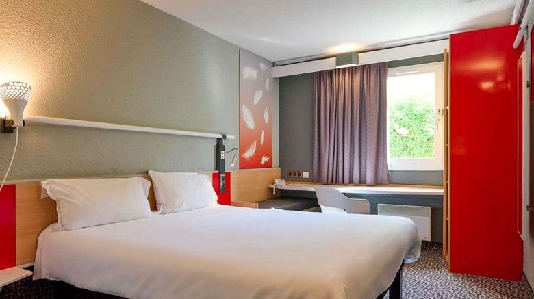 <b>Ibis Abbeville Hotel Room</b>. Images powered by <a href="https://iceportal.shijigroup.com/" title="IcePortal" target="_blank">IcePortal</a>.