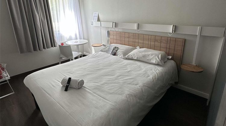 Ibis Abbeville Hotel Room
