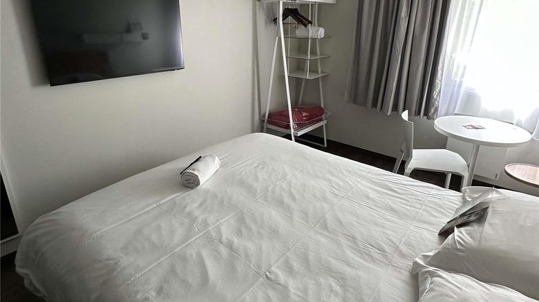 <b>Ibis Abbeville Hotel Room</b>. Images powered by <a href="https://iceportal.shijigroup.com/" title="IcePortal" target="_blank">IcePortal</a>.