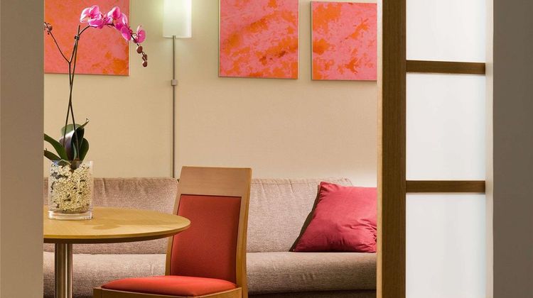 Novotel Paris la Defense Suite