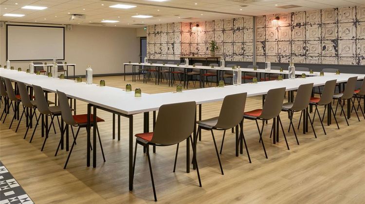 Novotel Paris la Defense Meeting