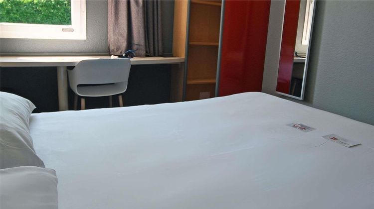 Ibis Hotel Saintes Room