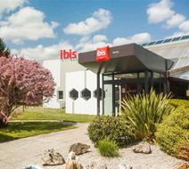Ibis Hotel Saintes Exterior