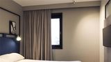 Ibis Paris Evry Room