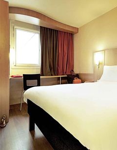 Ibis Paris Evry