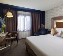 Novotel Paris les Halles Room