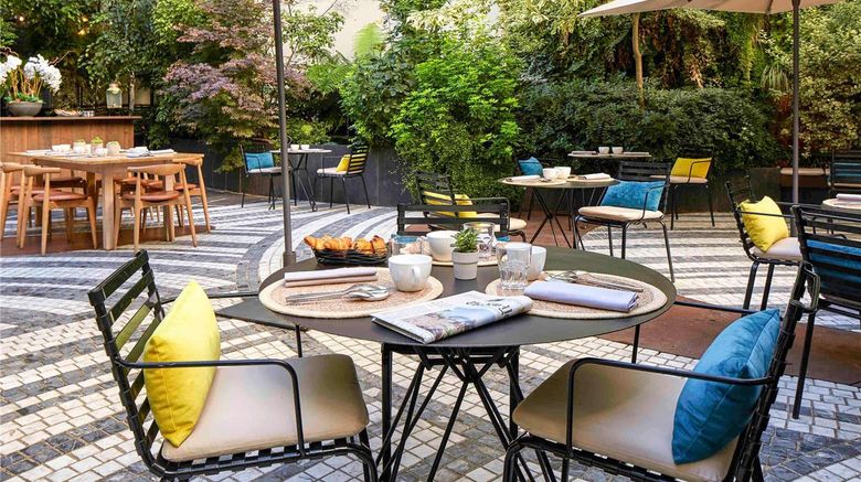 Novotel Paris les Halles Exterior. Images powered by <a href="https://iceportal.shijigroup.com" target="_blank" rel="noopener">Ice Portal</a>.