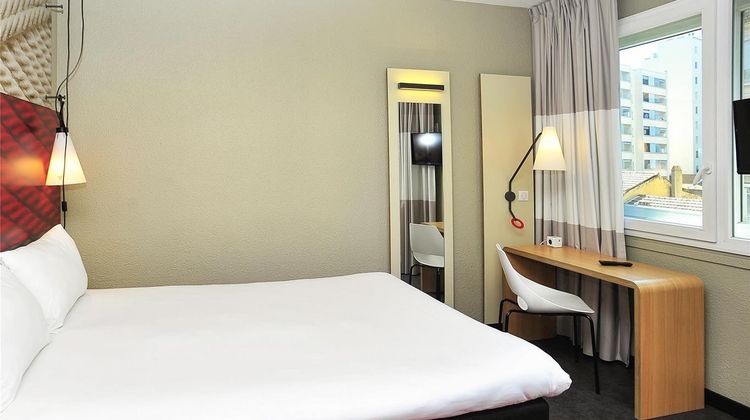 Ibis Hotel Lyon Centre Room