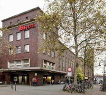 Ibis Hotel Hauptbahnhof Exterior