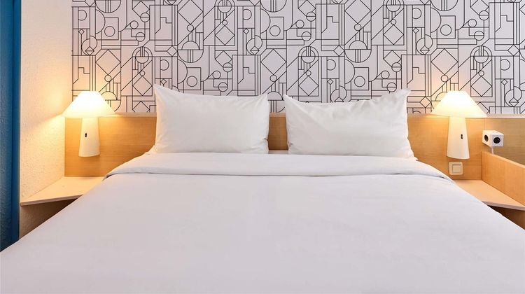 Ibis Hotel Hauptbahnhof Room