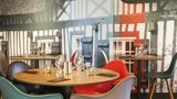<b>Ibis Hotel Deauville Restaurant</b>. Images powered by <a href="https://iceportal.shijigroup.com/" title="IcePortal" target="_blank">IcePortal</a>.