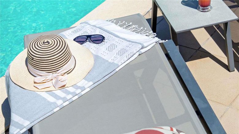 <b>Ibis Hotel Salon-de-Provence Pool</b>. Images powered by <a href="https://iceportal.shijigroup.com/" title="IcePortal" target="_blank">IcePortal</a>.