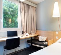 Ibis Hotel Salon-de-Provence Exterior