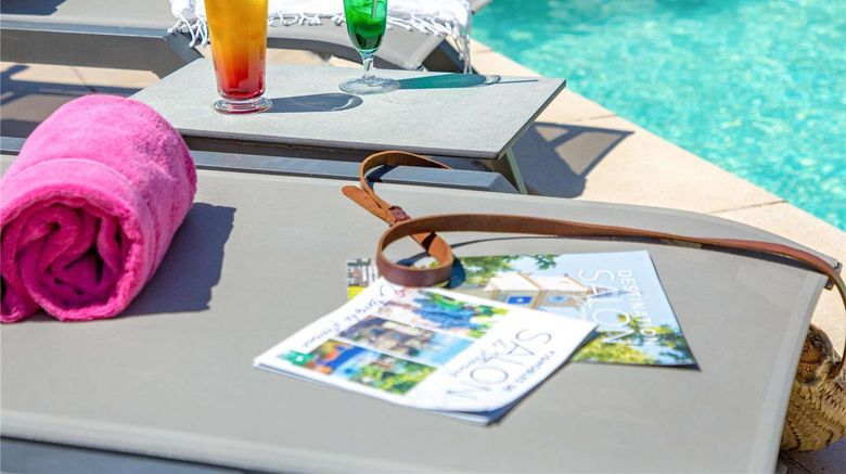 <b>Ibis Hotel Salon-de-Provence Pool</b>. Images powered by <a href="https://iceportal.shijigroup.com/" title="IcePortal" target="_blank">IcePortal</a>.