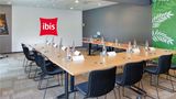<b>Ibis Hotel Salon-de-Provence Meeting</b>. Images powered by <a href="https://iceportal.shijigroup.com/" title="IcePortal" target="_blank">IcePortal</a>.