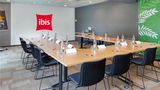 <b>Ibis Hotel Salon-de-Provence Meeting</b>. Images powered by <a href="https://iceportal.shijigroup.com/" title="IcePortal" target="_blank">IcePortal</a>.