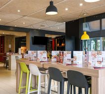 Ibis Hotel Toulouse Aeroport Exterior