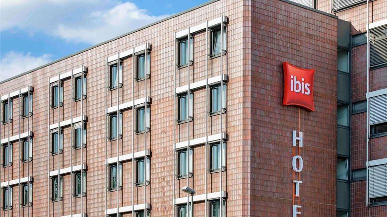 <b>Ibis Ulm City Room</b>. Images powered by <a href="https://iceportal.shijigroup.com/" title="IcePortal" target="_blank">IcePortal</a>.